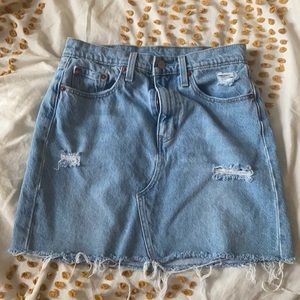 Levi’s Ribcage Denim Skirt